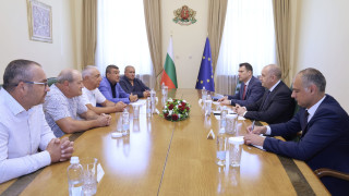 Премиерът Румен Радев проведе среща с представители на хранителния сектор