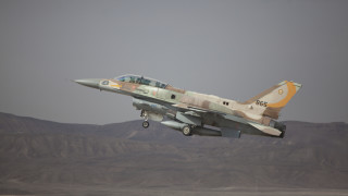 Израелски изтребители са ударили ирански цели в Акраба Сирия откъдето