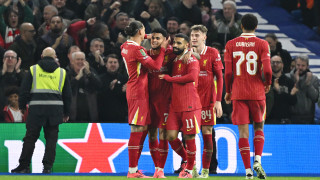 Защитникът на Ливърпул Върджил ван Дайк и крилото Мохамед