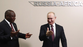 Руският президент Владимир Путин бе домакин на десетки лидери на