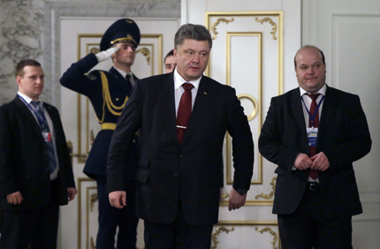 Порошенко отново поиска чужди миротворци в Украйна 