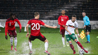 Халфът на швейцарския национален отбор Стивън Цубер е поредният футболист