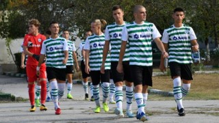 Отборът на Черно море разгроми Нефтохимик с 4 0 в мач