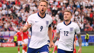 Изненадващо заради слабата игра на отбора но Англия остава фаворит