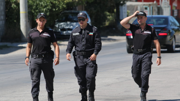 По лев на час ще получават полицаите за нощен труд от февруари