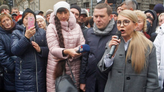 Бившият министър председател на Украйна Юлия Тимошенко обвини президента Петро Порошенко