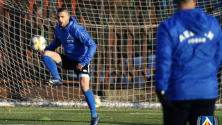 Още на 23 декември миналата година Деян Лозев получи коледния