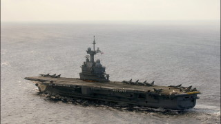 Необичайно учение под наслов Обратно в 80 те е провела преди