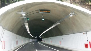 Временно ограничават движението в тунел "Топли дол" на АМ "Хемус"
