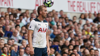 Манчестър Юнайтед е домакин на Тотнъм в дербито от 10 тия