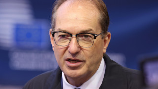 Германия: Сенчестата война днес далеч надхвърля заплахите през Студената война