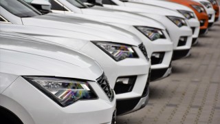 Европейската автомобилна индустрия приключи 2025 г с ръст който по скоро