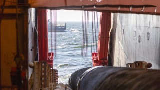 Меркел увери Украйна: ЕС ще контролира "Северен поток-2"
