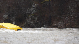В Смолянска област следят реките язовирите и критичните точки поради проливен