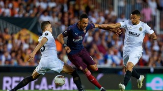 Пиер Емерик Обамеянг води преговори с ръководството на Арсенал за удължаването