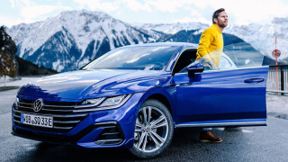 Автомобилният сектор е под пара като се опитва не само