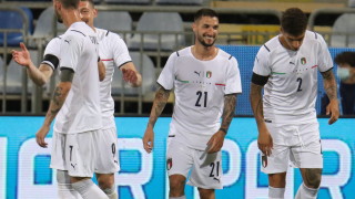 Италия се позабавлява със седем гола срещу немощен Сан Марино