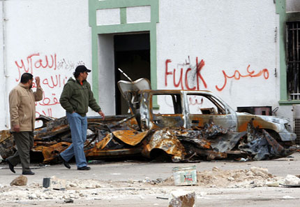 Ислямисти с автомати убиха петима военни в Бенгази