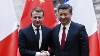 Китайският президент Си Дзинпин и неговият френски колега Еманюел Макрон