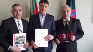 Милан провежда камп на впечатляваща база в България (СНИМКИ)