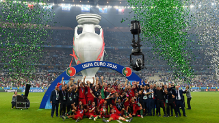 Португалия излезе по улиците! Всенародното веселие започна!