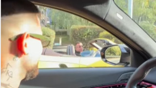 Поп фолк певците Емрах Стораро и Константин си спретнаха гонка в