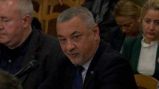 Не се извинявам на всички превзъбудени но непрочели Това заяви