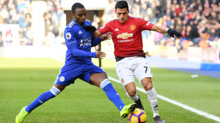 В днешния си брой таблоидът Сън излиза с новина която