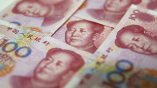 Китай изненада световните пазари с ново девалвиране на юана