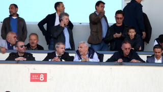 В 11 00 часа членовете на Управителния съвет на Левски Павел