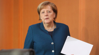 Правителството на Германия подкрепи компромис в спор за абортите