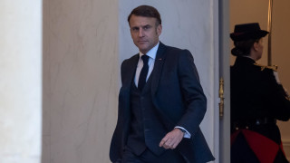 Руската инвазия в Украйна и политиката на президента на САЩ