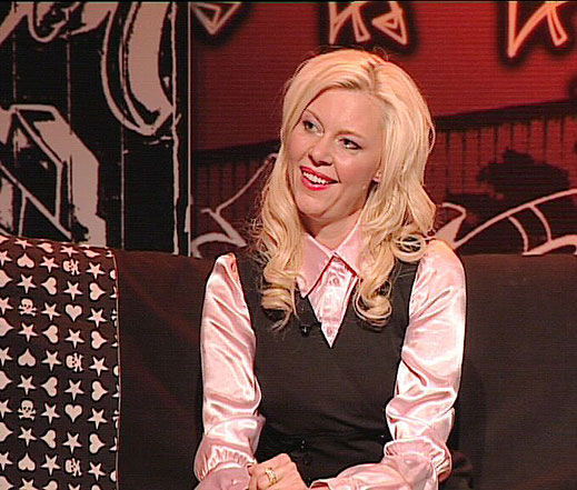 Канят Нед да участва в бала на блондинките