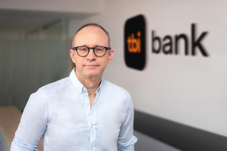 Лукас Турса, изпълнителен шеф в tbi bank 