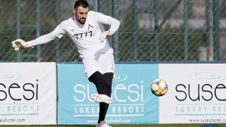 Кипърският АПОЕЛ Никозия е най изявеният кандидат за подписа на вратаря