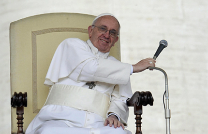 8 кардинали съветват папата