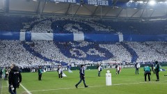 Шалке 04 маха Манга и взима Луфтъл