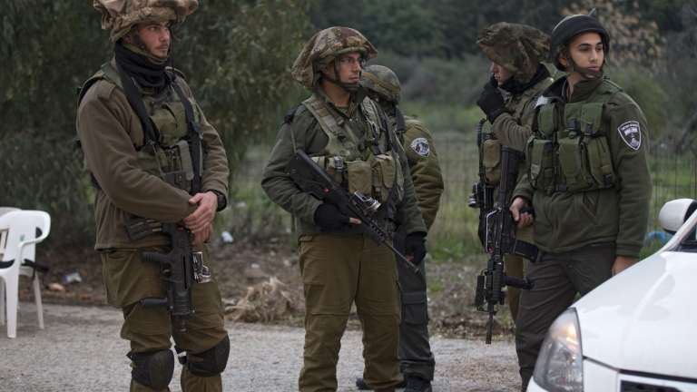 Трима палестинци убити при сблъсъци в Израел 