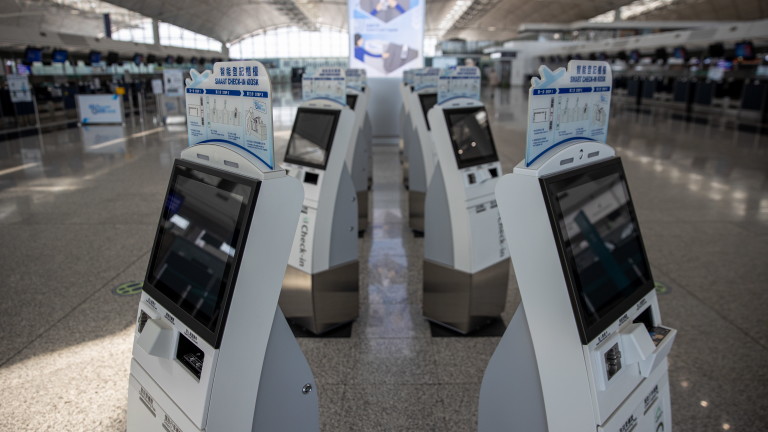 Китай настоява за глобална система за пътувания със здравен QR код