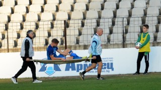 Още в началото на мача срещу Черно море спортно техническият щаб