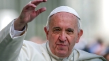  Папа Франциск: Войната е полуда, да се молим за Украйна 