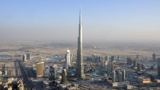 Най високата сграда в света отбеляза един от най големите ръстове на