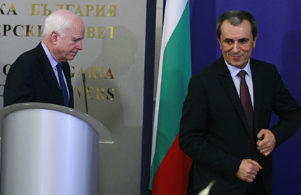 Орешарски замрази „Южен поток”, Плевнелиев  започна консултации за предсрочни избори, Костов оцени като разумна стъпката на управляващите... 