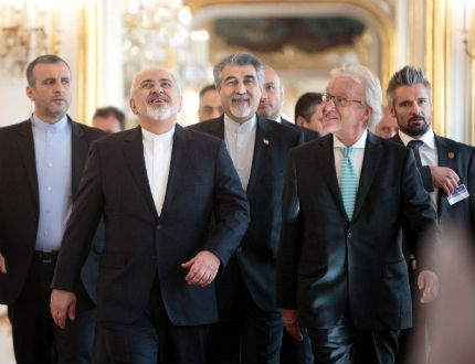 Иран и шесторката близо до ядрено споразумение 