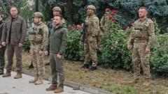Зеленски призова украинците да подкрепят армията 