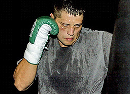 Световен шампион по бокс тренира у нас