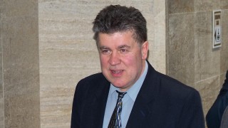 МЕЧ обяви на брифинг в парламента че единствения изход от