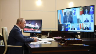 Путин нареди ваксинацията срещу коронавируса да започне следващата седмица