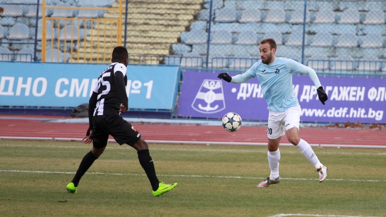 Локомотив (Пловдив) открива плейофите в Първа лига с домакинство на Дунав