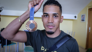 Бронзовият медалист от Париж Хавиер Ибанес даде пресконференция след успеха